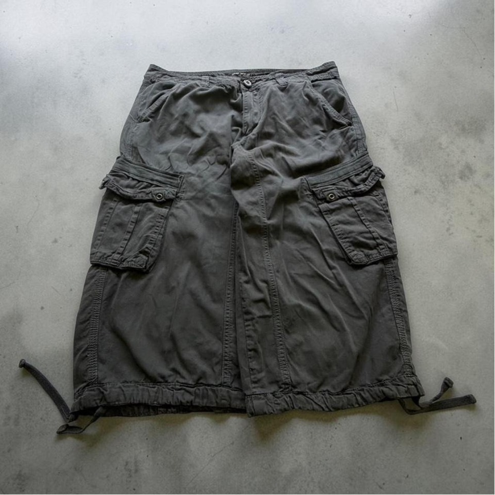 Xray Jeans Mens Cargo Shorts Charcoal Gray Size 34 Long Line Drawstring Hem